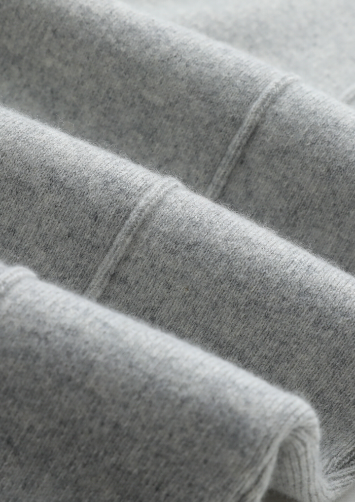 Set Luzzo in pura lana merino extra fine grigio chiaro