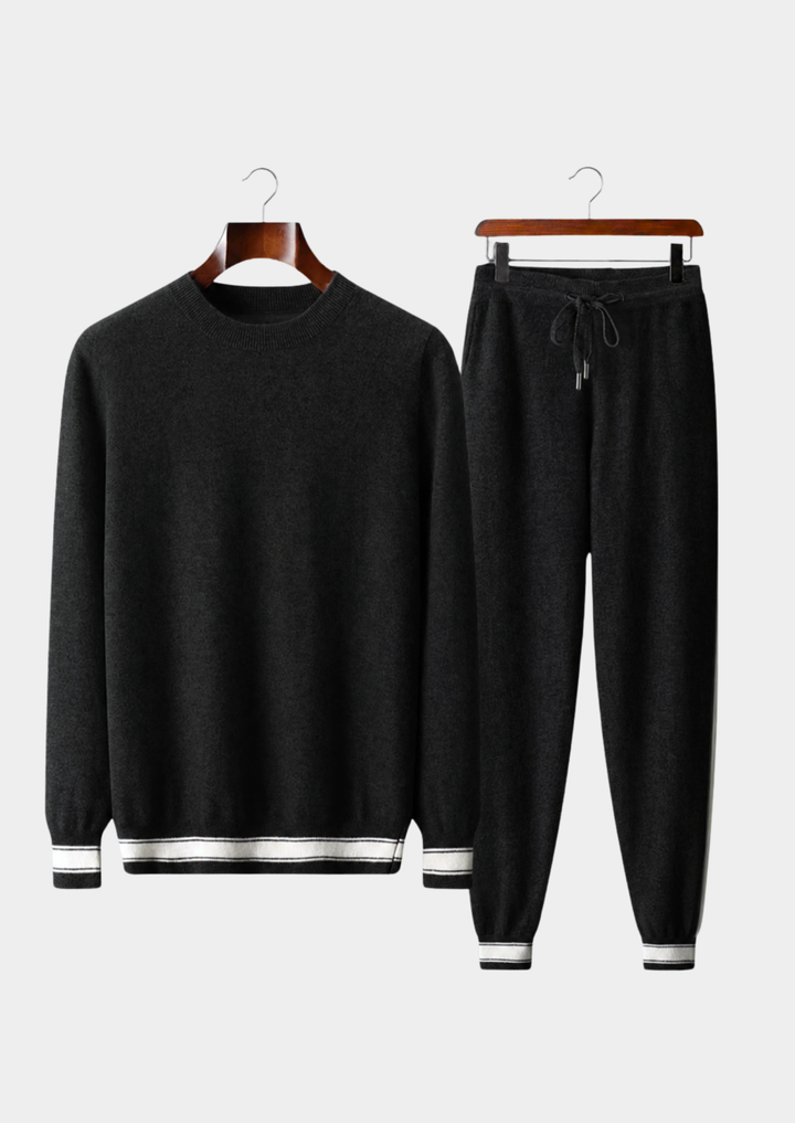 Set da Tempo Libero in Cashmere Nero Premium Vienna