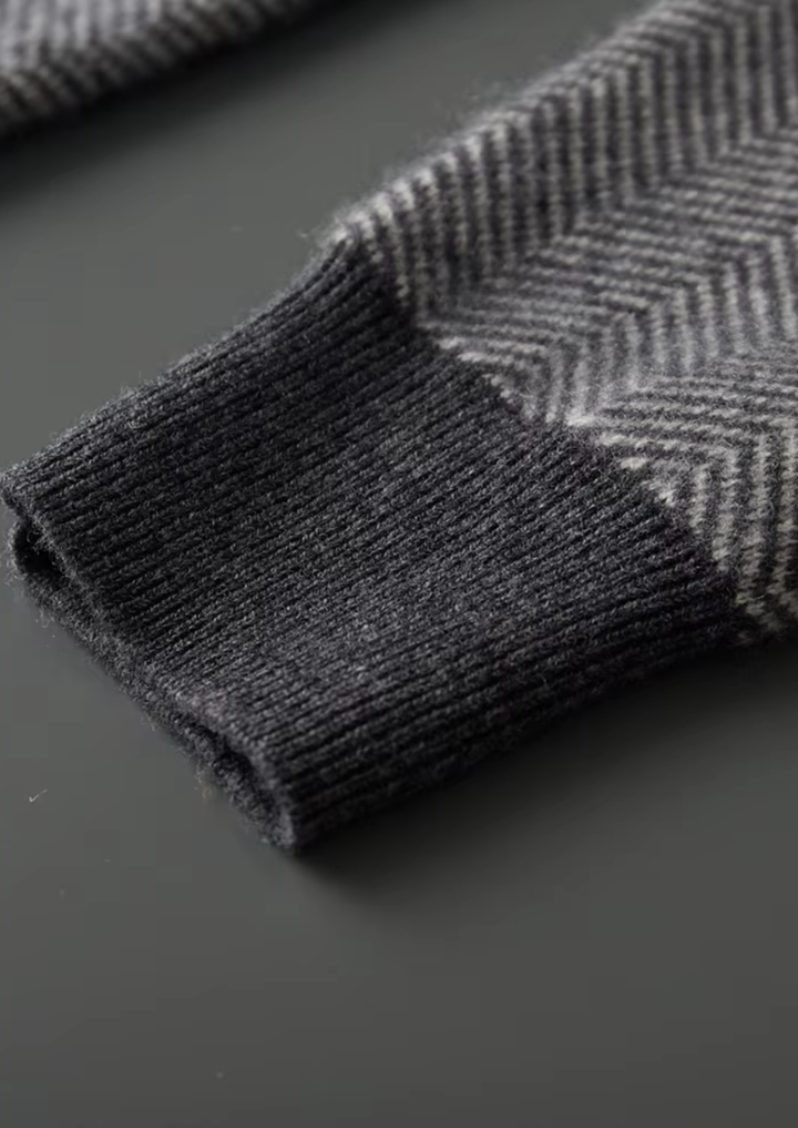 Set in pura lana merino extra-fine grigio a spina di pesce