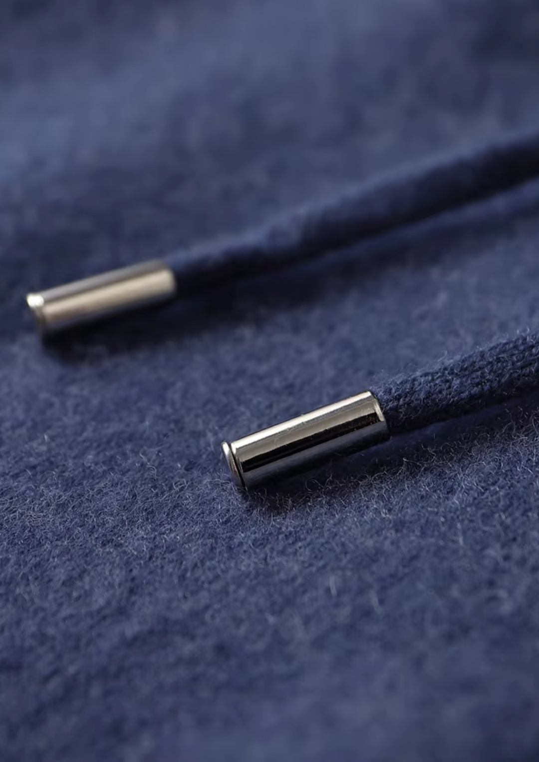 Set da tempo libero in cashmere premium blu navy Milano