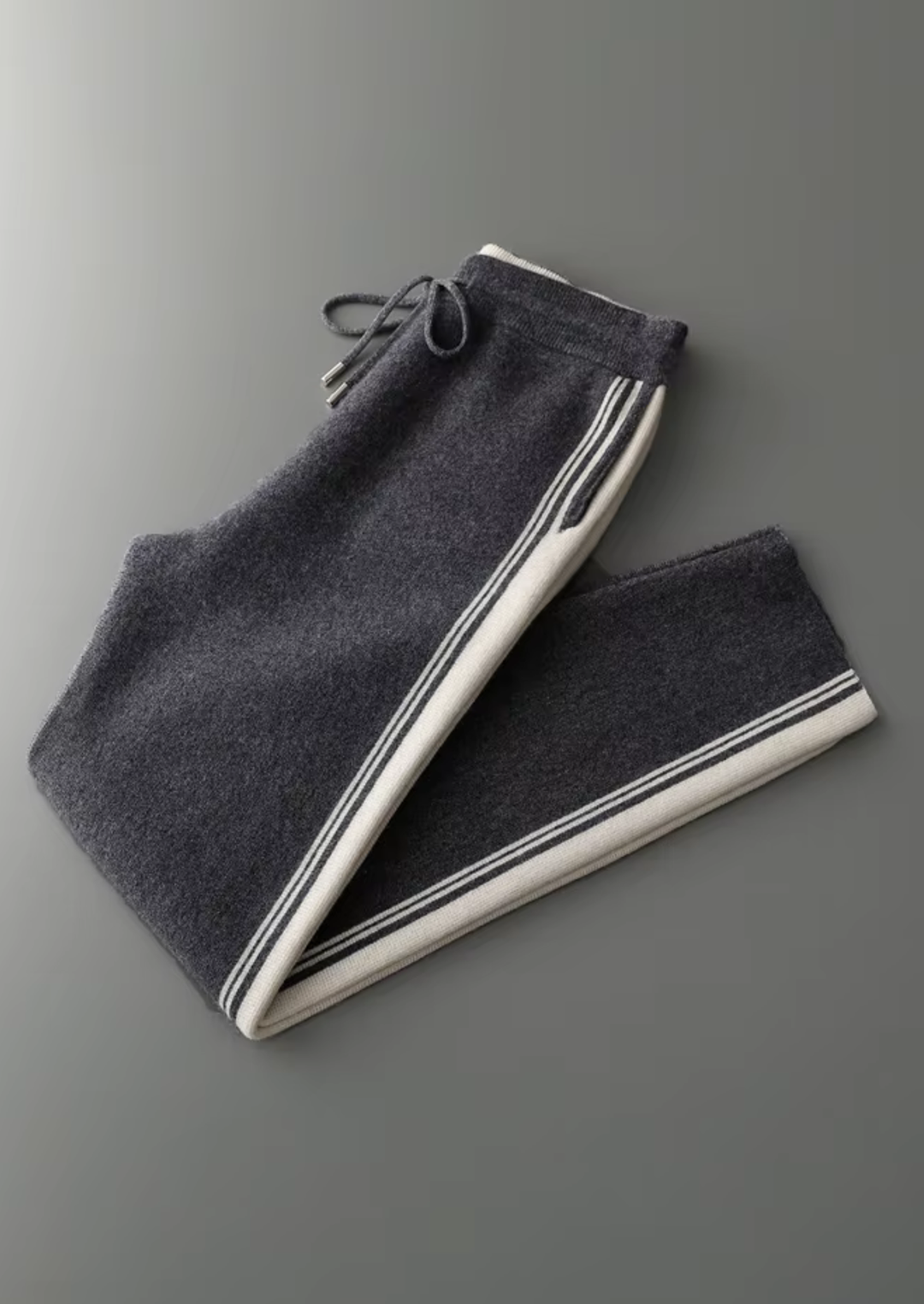 Set Damien in pura lana merino extra-fine grigio scuro