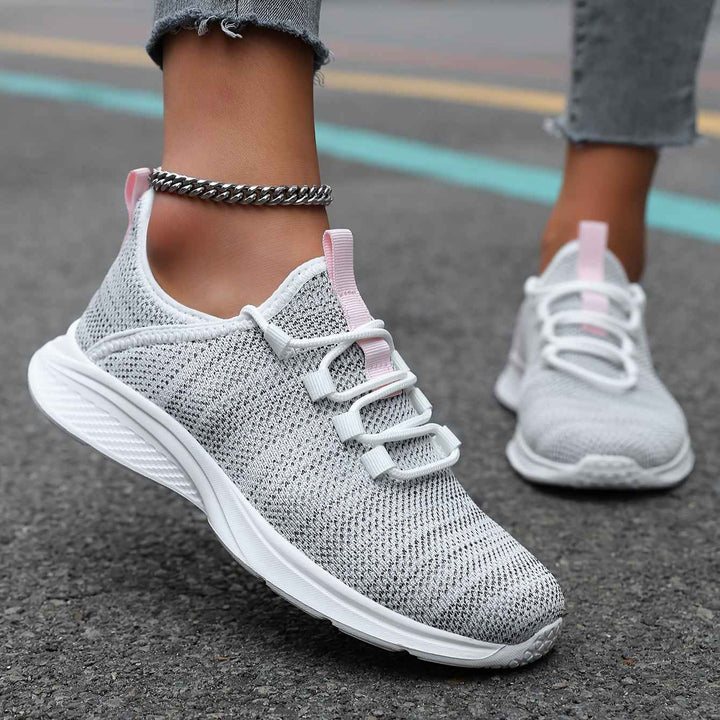 Sneakers ultraleggere e traspiranti