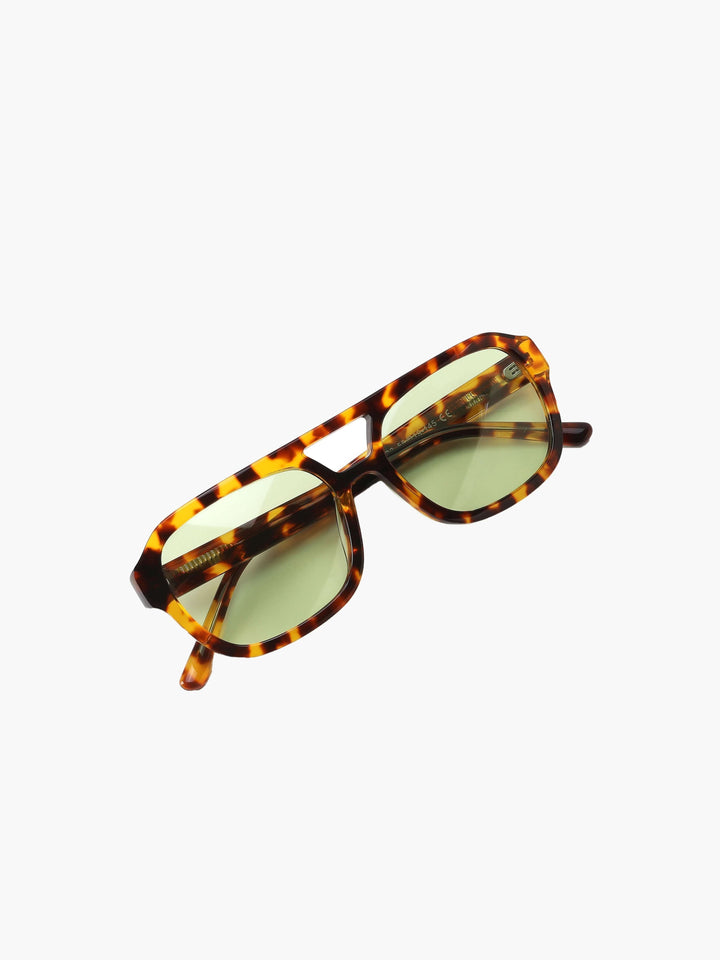 Eleganti Occhiali da Sole Jaslynn Tartaruga / Verde – Bottega Moretti