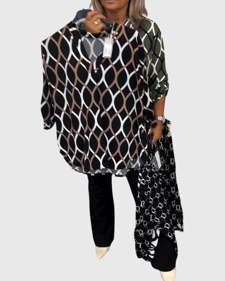 Women's button-front collared blouse with geometric chain pattern