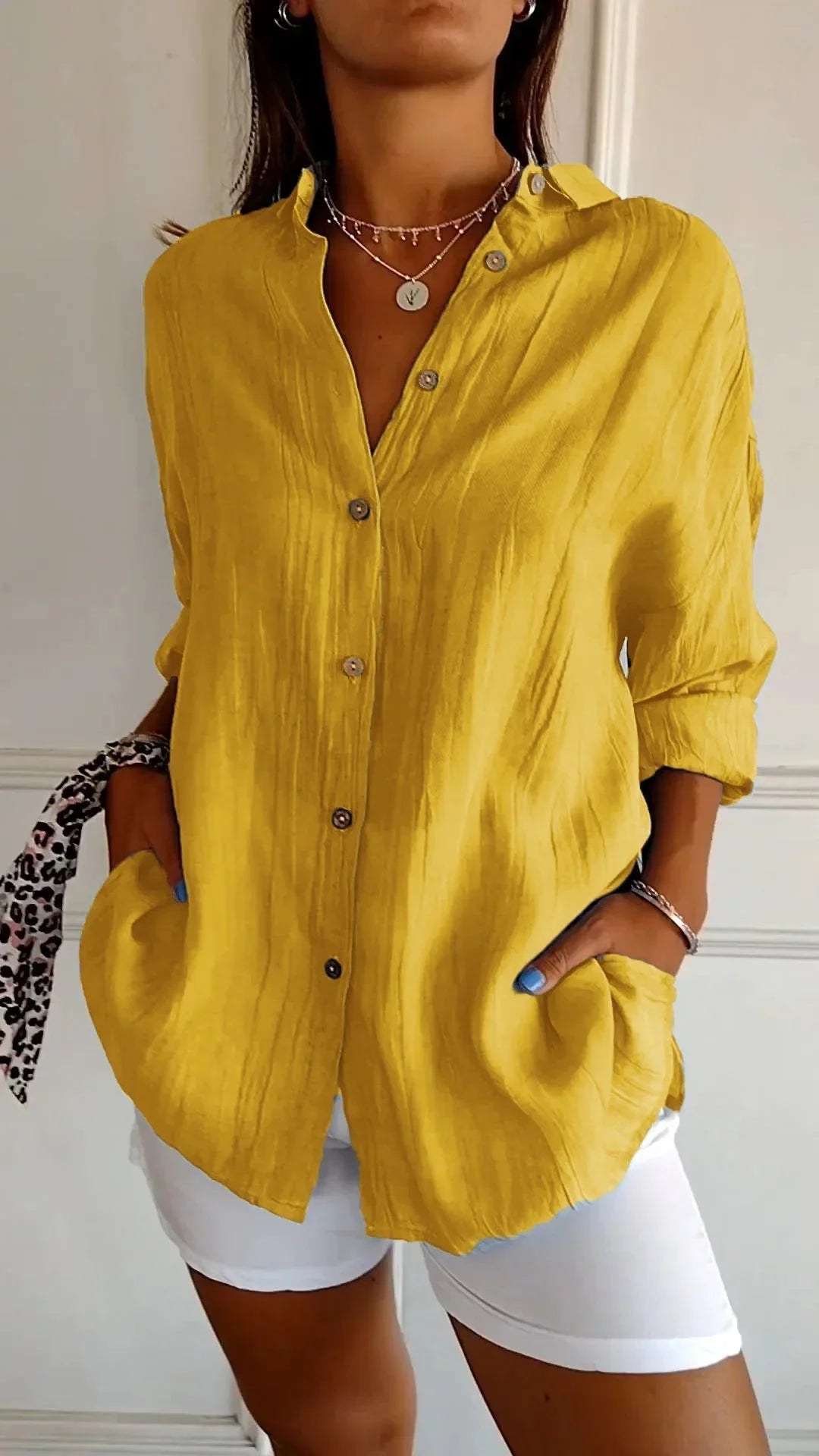 Women's crinkled casual oversized button-down shirt with long sleeves