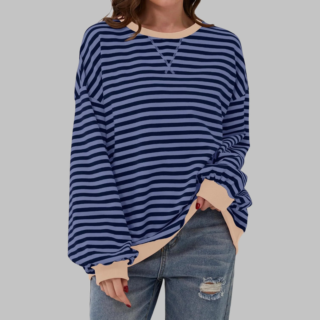 Women's striped oversized long-sleeve tee shirt style sweatshirt with crewneck