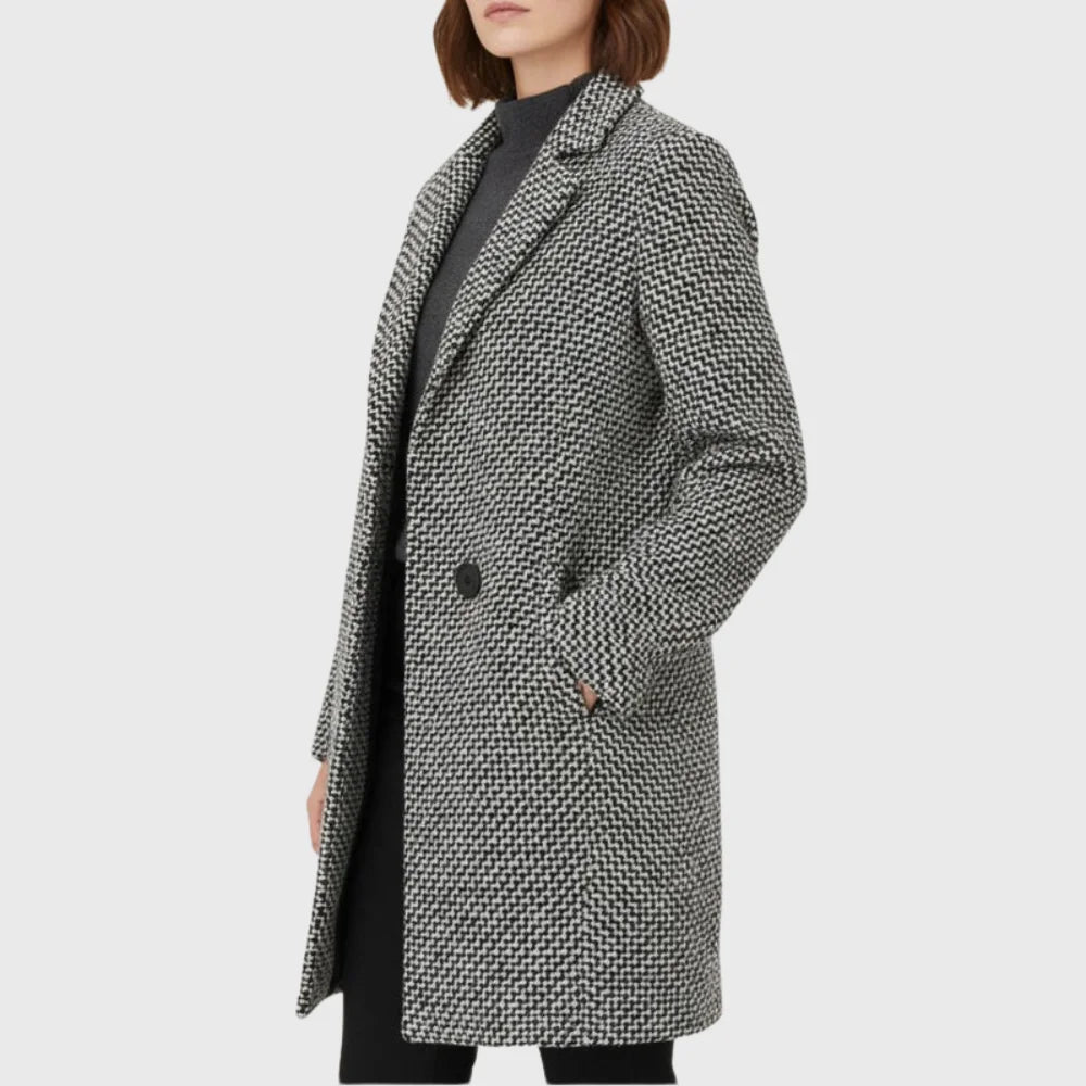 Women's warm winter houndstooth mid-length wool coat with quilted lining